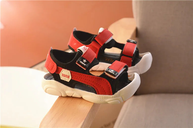 Princepard 2022 Summer Boys' Sandals – Soft Sole Beach Shoes with Anti-Kick Baotou Design for Infants and Toddlers
