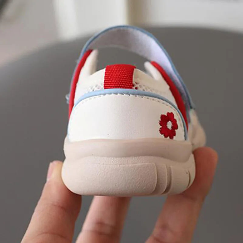 Summer Girls Sandals Fashion Flower Girls Baby Mesh Breathable First Walkers Kids Beach Sandals