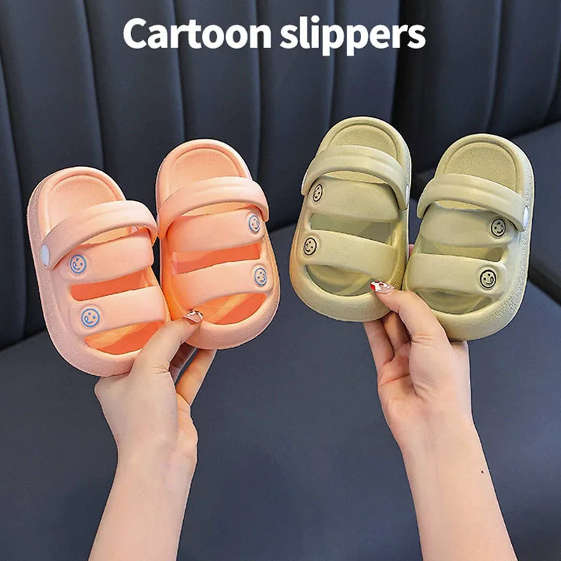 New Summer Children Sandals Lightweight EVA Indoor Soft Soled Non Slip Slippers Fashion Breathable Boys Girl Kids Beach Sandals