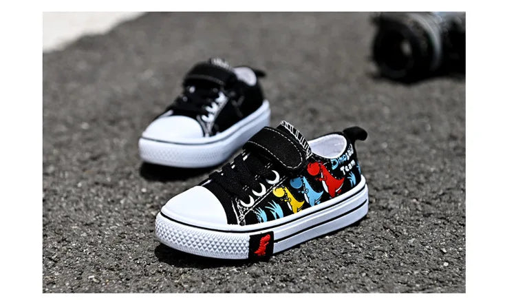 Children's Cartoon Canvas Sneakers – Breathable Low-Top Casual Shoes for Boys and Girls, Ideal for Spring and Autumn