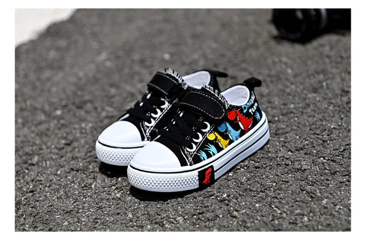Children's Cartoon Canvas Sneakers – Breathable Low-Top Casual Shoes for Boys and Girls, Ideal for Spring and Autumn