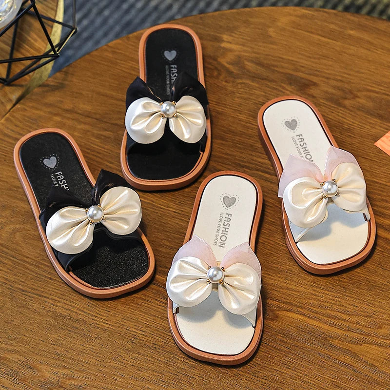 New mesh pearl butterfly casual spring and summer slippers for girls, indoor and outdoor beach exposed toe comfortable sandals