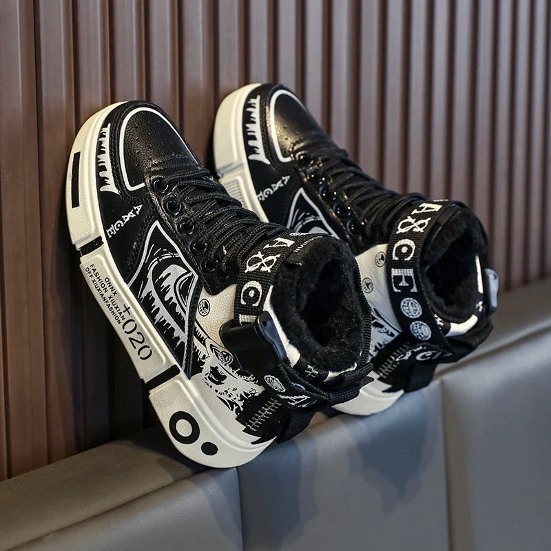 Boys' shoes Cotton shoes Winter 2025 new fleece thickened children's sports shoes large children high top board shoes