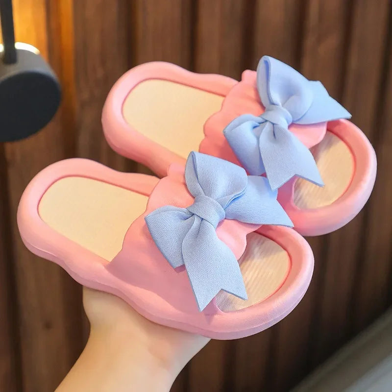 Summer New Kids Home Shoes Anti Slip Soft Sole Girls Bath Slipper Cartoon Cute Flower Bow Princess Slippers Children Beach Shoes