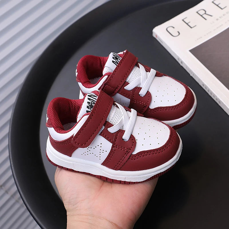 Baby shoes spring and autumn children's sports shoes boys and girls sneakers panda shoes kids Korean version baby sneakers l