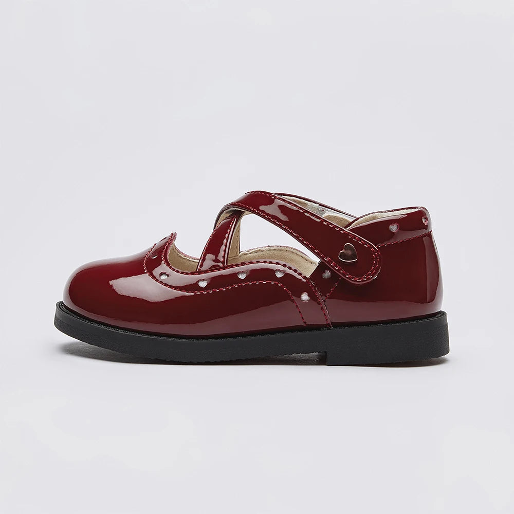 Children’s Leather Shoes – Autumn Retro Fashion Soft-Soled Red Anti-Slip Princess Shoes (Ages 7–12)These elegantly crafted leather shoes feature a retro-inspired design, perfect for young girls seeking style and comfort. With a soft sole and anti-slip
