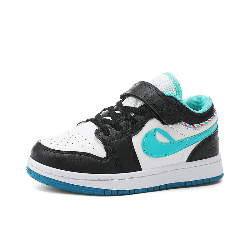 Air Force One sneaker Boy 2025 new leather waterproof children's student casual shoes trend non-slip board shoes