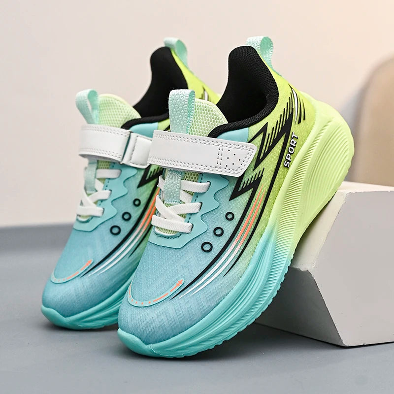 New boys' shoes Young men's flying woven breathable running shoes CuHK children's lightweight soft soled student sports shoes