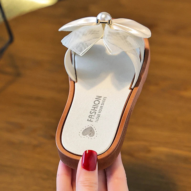 New mesh pearl butterfly casual spring and summer slippers for girls, indoor and outdoor beach exposed toe comfortable sandals