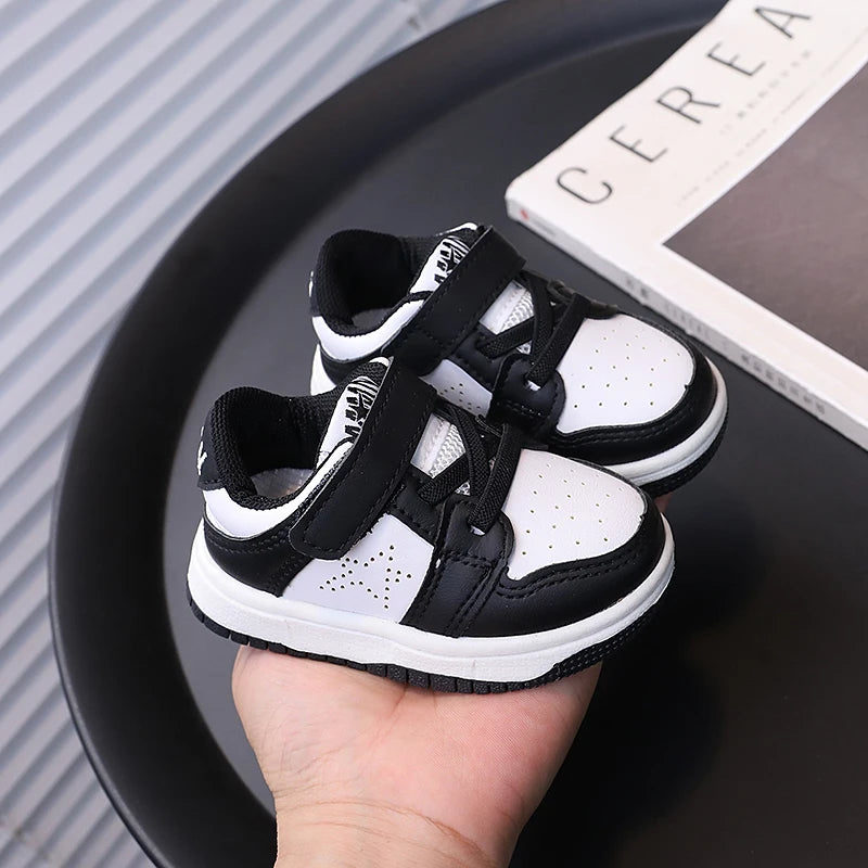 Baby shoes spring and autumn children's sports shoes boys and girls sneakers panda shoes kids Korean version baby sneakers l
