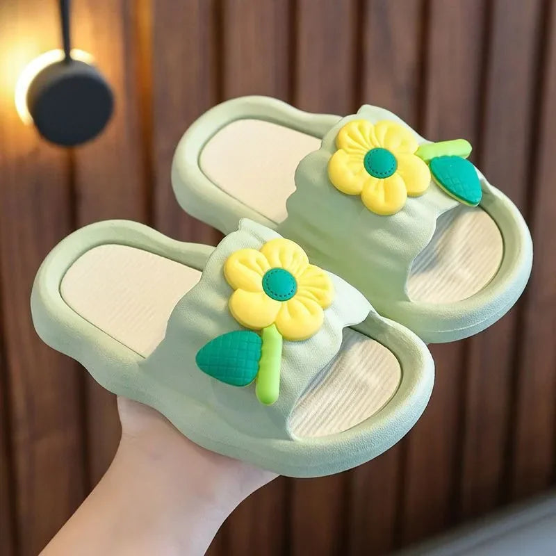 Summer New Kids Home Shoes Anti Slip Soft Sole Girls Bath Slipper Cartoon Cute Flower Bow Princess Slippers Children Beach Shoes