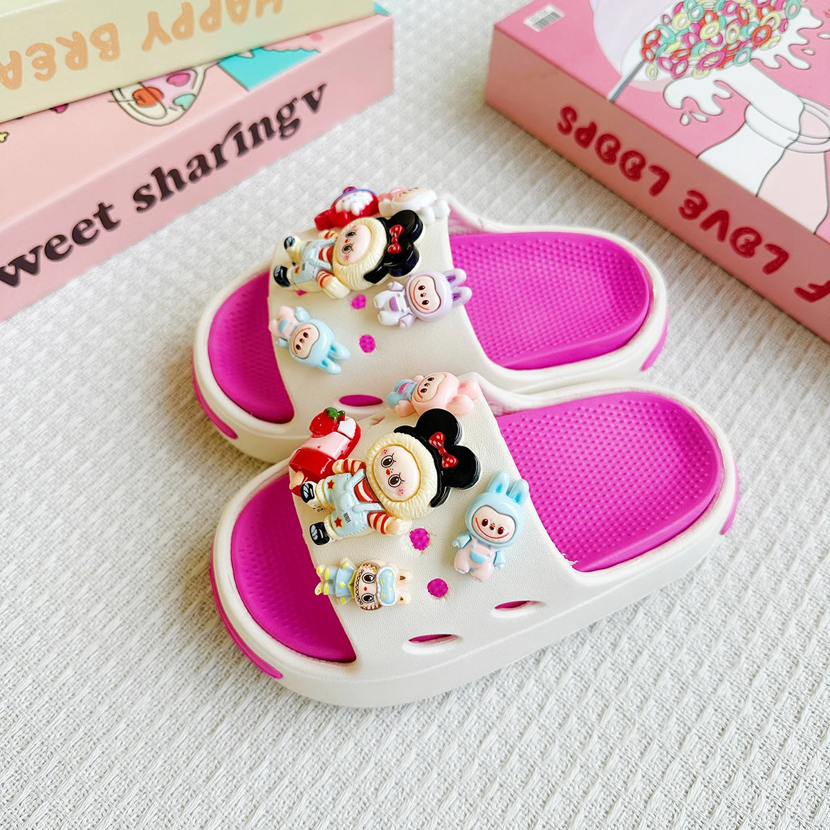 New Popular Cartoon Mickey Labubu Versatile Girls Eva Slippers Fashionable Double Soft-Soled Non-Slip Sandals 831
