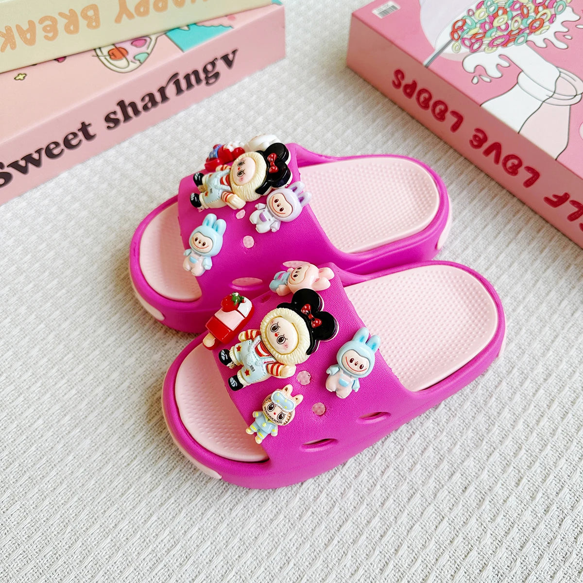 New Popular Cartoon Mickey Labubu Versatile Girls Eva Slippers Fashionable Double Soft-Soled Non-Slip Sandals 831