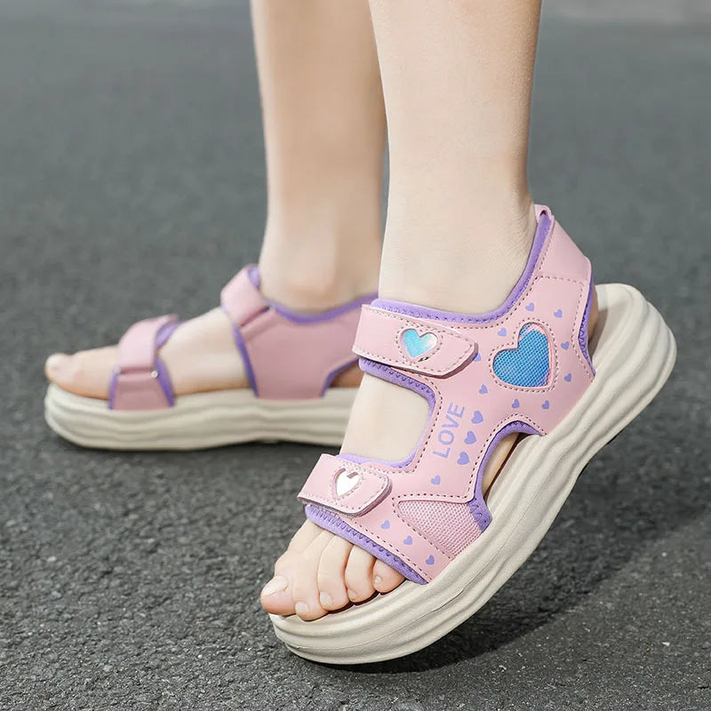 A Pair of Fashionable and Comfortable Sandals, Thick-Soled Wear-Resistant Beach Shoes, Outdoor Sports Shoes