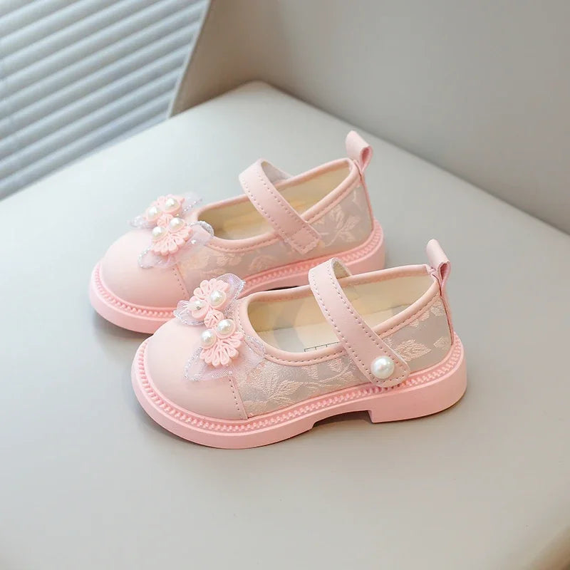New Girls Leather Shoes for Traditional Holiday Ethnic Kids Casual Shoes with Embroidery Lace Bow-knot with Pearl Princess Sweet