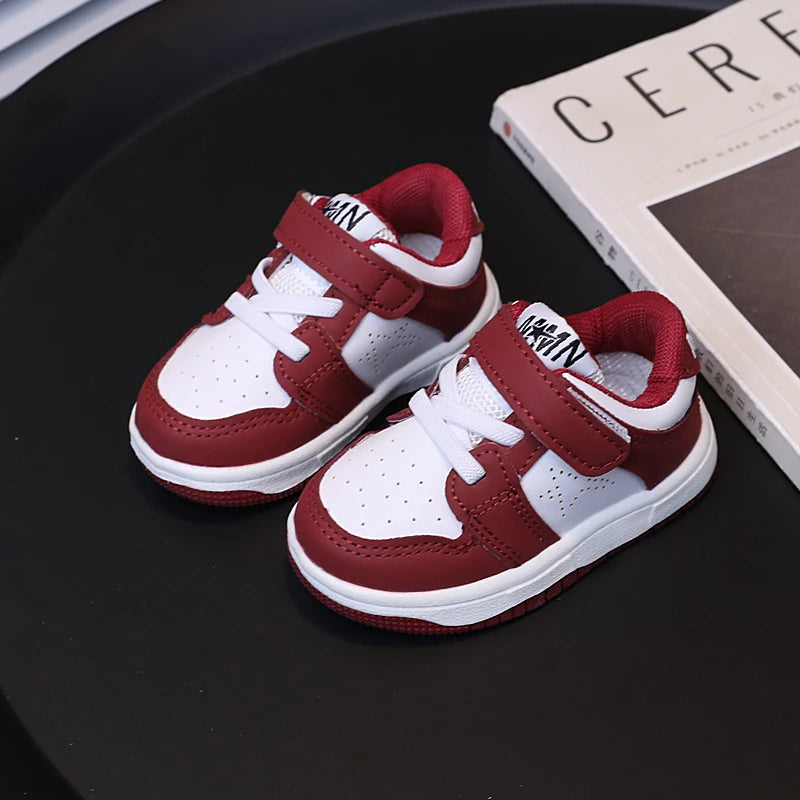 Baby shoes spring and autumn children's sports shoes boys and girls sneakers panda shoes kids Korean version baby sneakers l