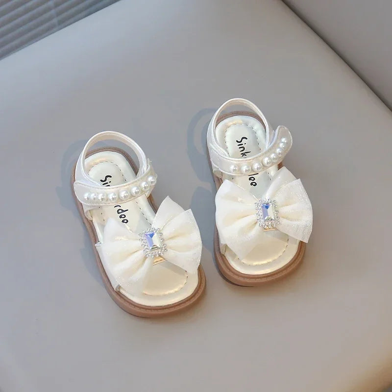 2025 Summer Brand New Girls Crystal Sandals Pearls Beading Fashion Kids Bow-knot Beach Rhinestone Princess Hot Sandals