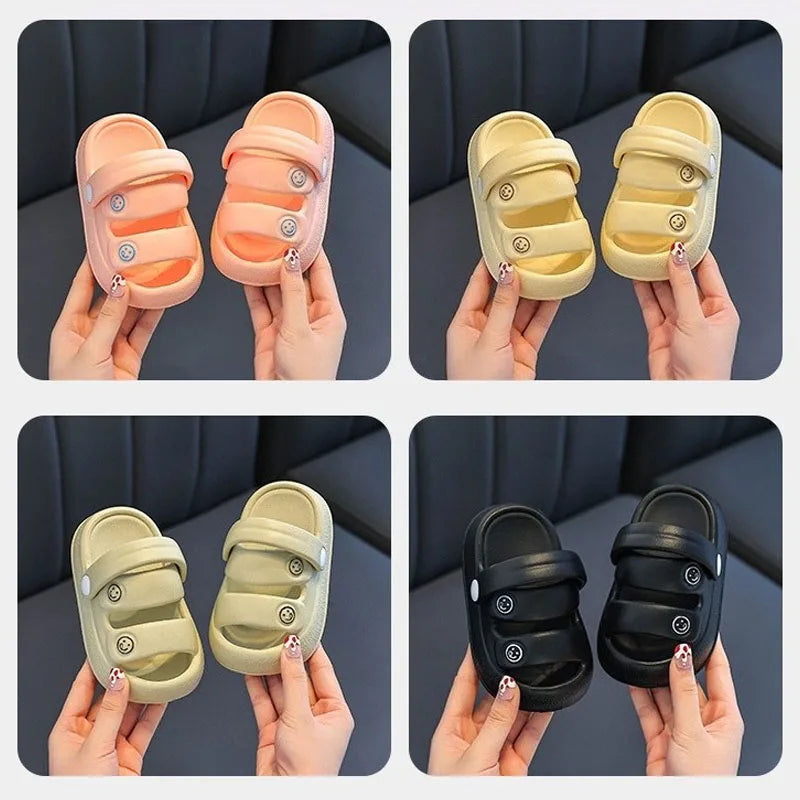 New Summer Children Sandals Lightweight EVA Indoor Soft Soled Non Slip Slippers Fashion Breathable Boys Girl Kids Beach Sandals