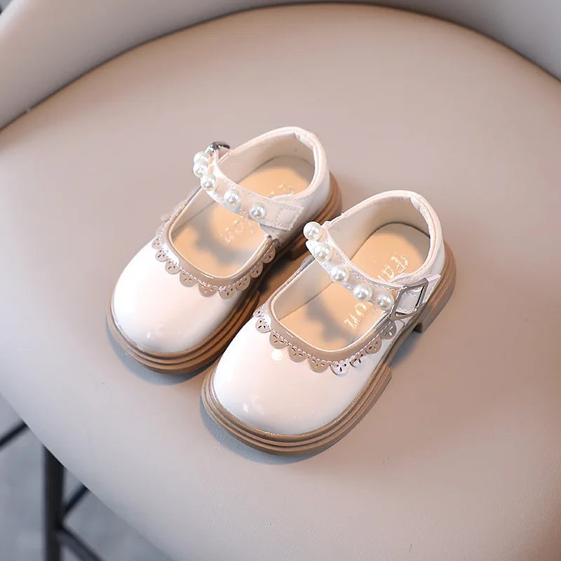 Girls' leather shoes 2025 Spring New Style Patent leather round-toe Performance shoes, princess shoes for event performances