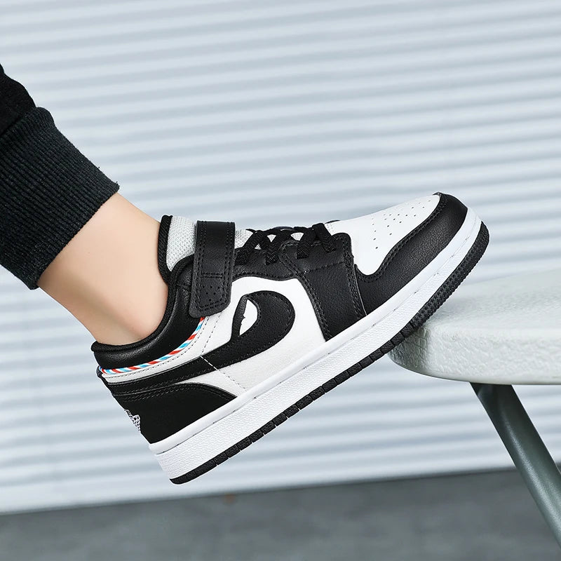 Air Force One sneaker Boy 2025 new leather waterproof children's student casual shoes trend non-slip board shoes