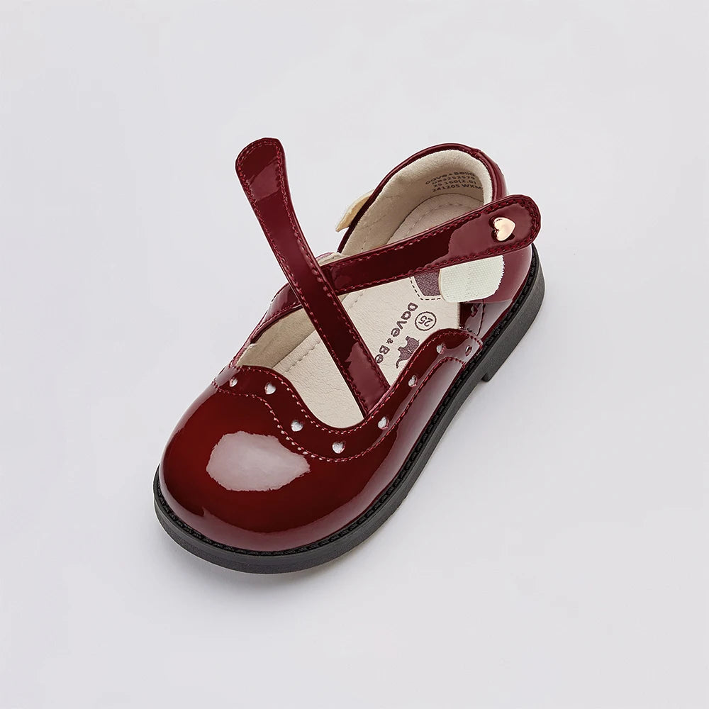 Children’s Leather Shoes – Autumn Retro Fashion Soft-Soled Red Anti-Slip Princess Shoes (Ages 7–12)These elegantly crafted leather shoes feature a retro-inspired design, perfect for young girls seeking style and comfort. With a soft sole and anti-slip