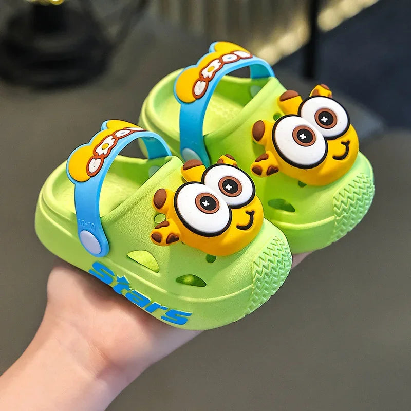 2025 Children's Slippers Summer Girls' Baby Indoor Soft Bottom Anti slip Cartoon Cute Cool Slippers Boys' Beach Hole Shoes