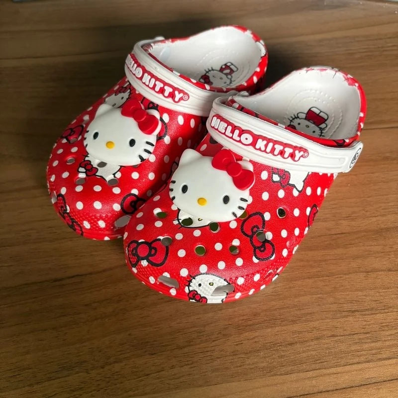2025 KT Cat Cartoon Children'S Hole Shoes For Boys And Girls Beach Toe Caps Slippers Big Children'S Summer Fashion Sandals Gift