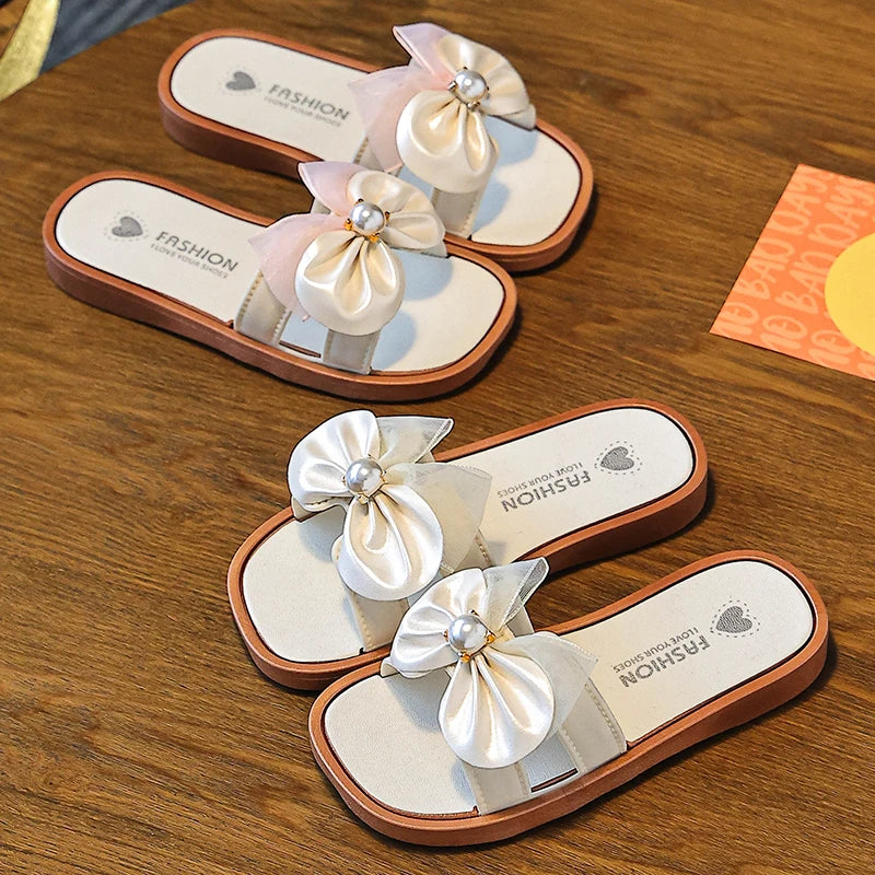 New mesh pearl butterfly casual spring and summer slippers for girls, indoor and outdoor beach exposed toe comfortable sandals