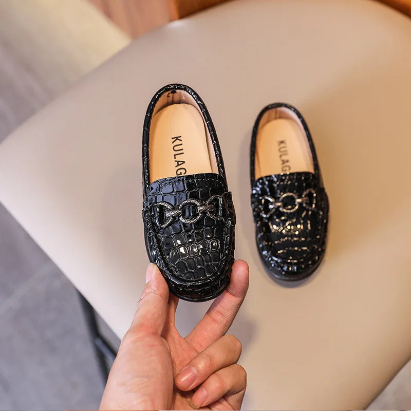 British Style Children 2025 Spring New Fashionable Soft Soled Bean Shoes for Boys Middle And Young Children Loafers