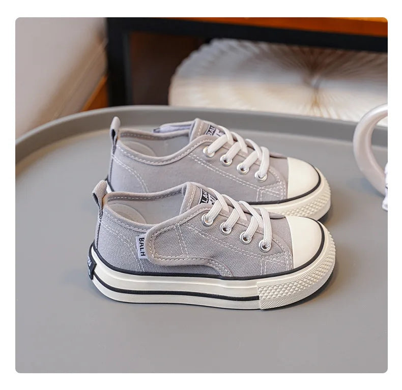 Children Canvas Shoes Sneakers Parent-Child Shoes Boys Shoes Girls Kindergarten White Cloth Shoes Small White Shoes Board Shoes