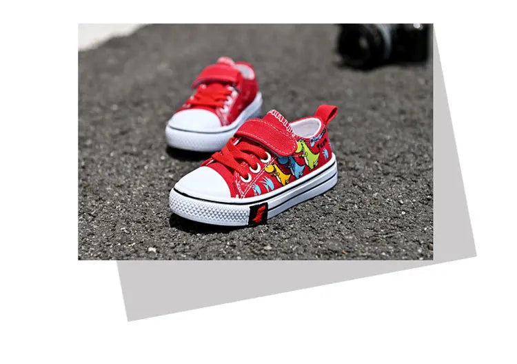 Children's Cartoon Canvas Sneakers – Breathable Low-Top Casual Shoes for Boys and Girls, Ideal for Spring and Autumn