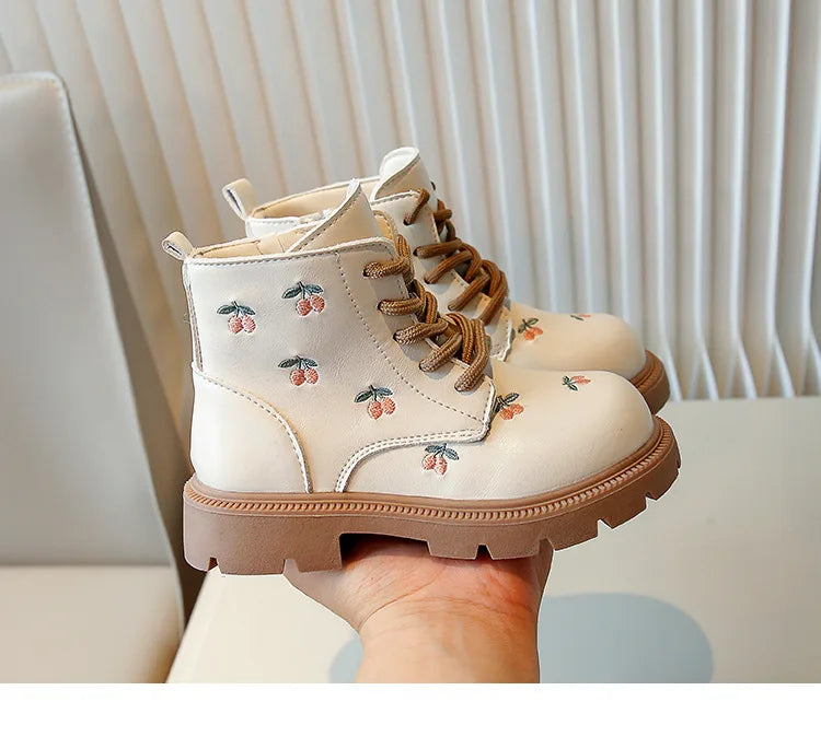 Girls' Fashion Ankle Boots – Embroidered Leather Spring/Autumn Boots for Kids, Casual and Versatile Princess-Style Footwear