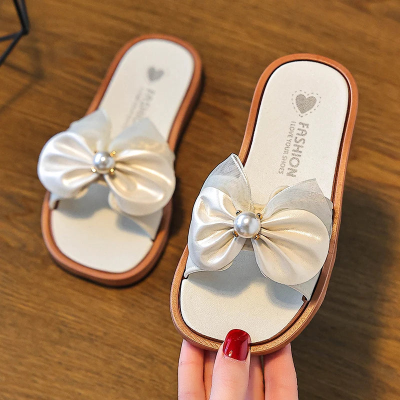 New mesh pearl butterfly casual spring and summer slippers for girls, indoor and outdoor beach exposed toe comfortable sandals