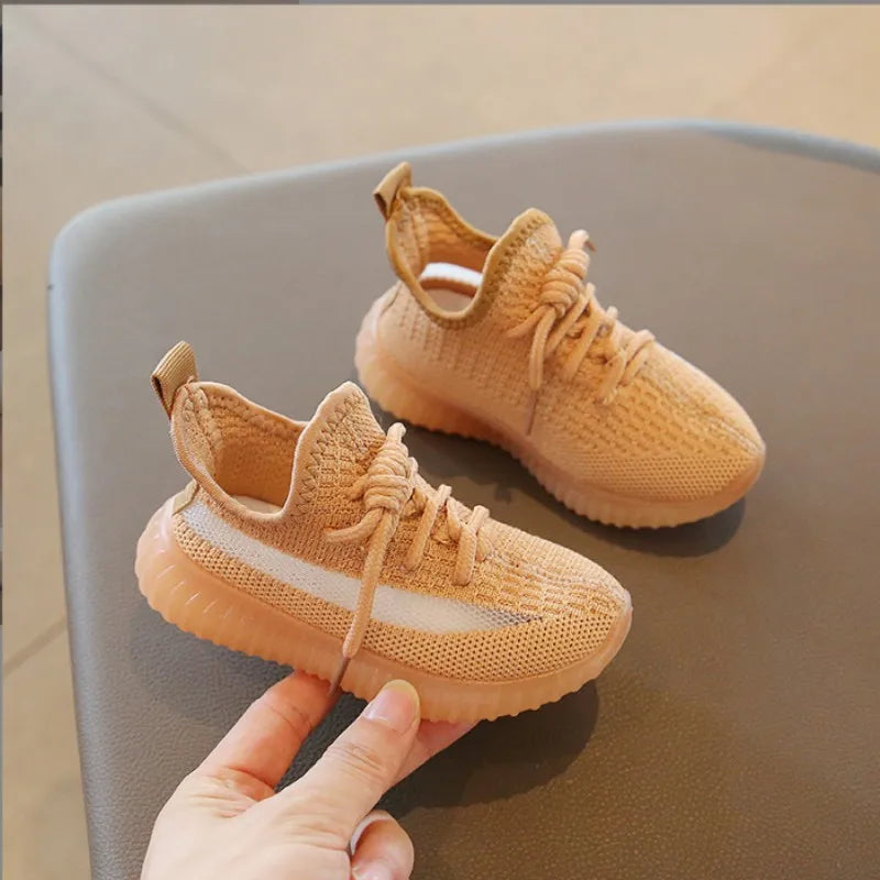 Children's Sports Shoes Spring Summer 2025 New Boys' Coconut Shoes Girls' Casual Mesh Shoes Breathable Baby White Shoes