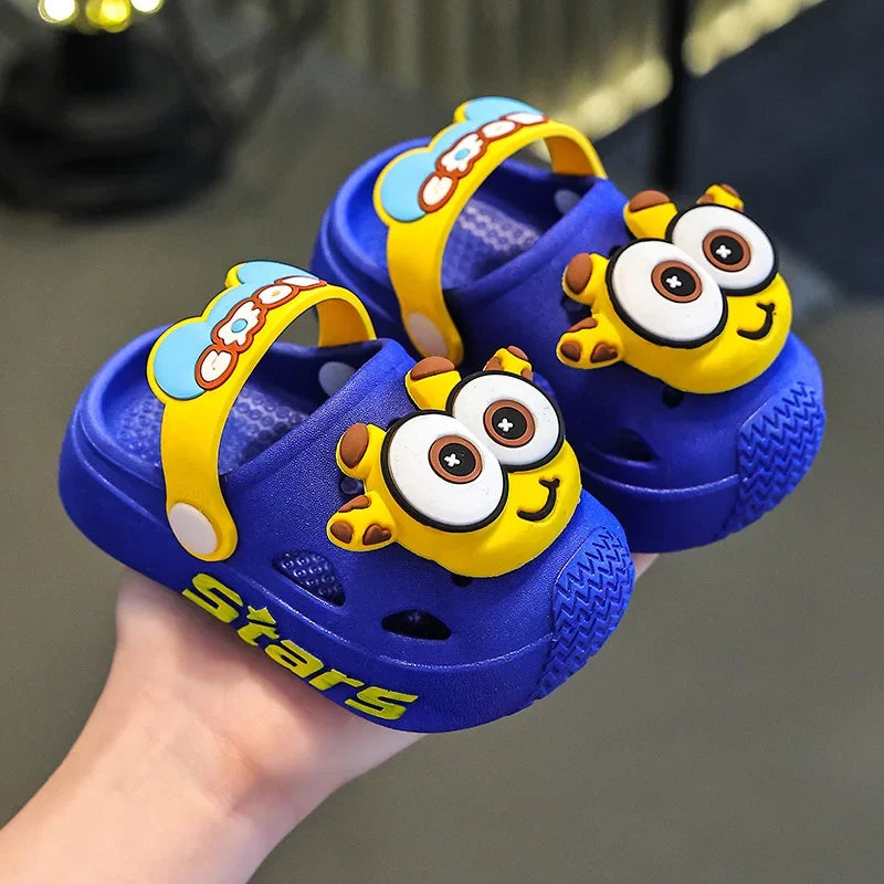 2025 Children's Slippers Summer Girls' Baby Indoor Soft Bottom Anti slip Cartoon Cute Cool Slippers Boys' Beach Hole Shoes