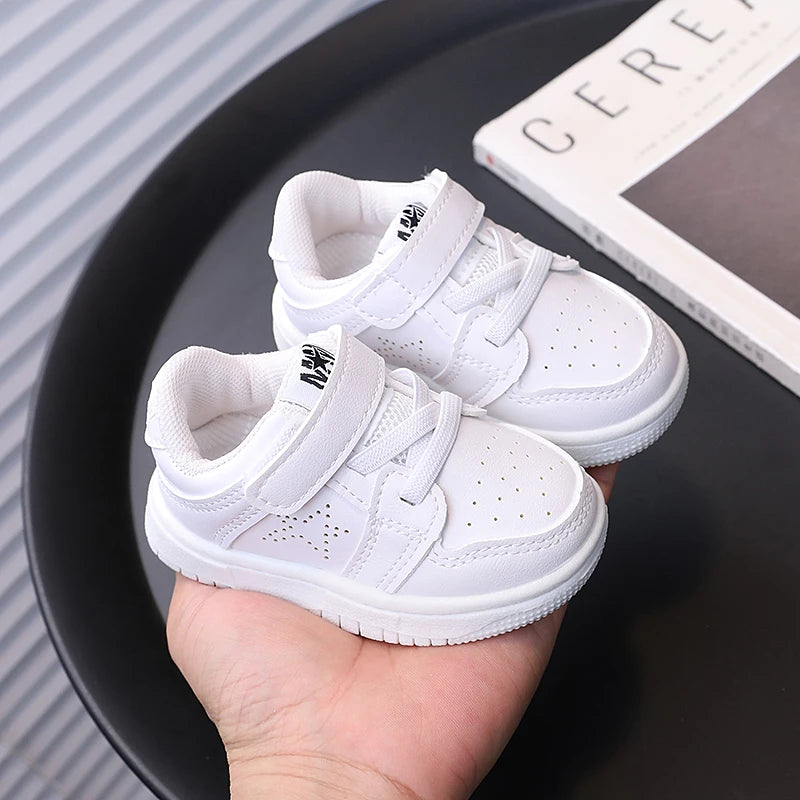 Baby shoes spring and autumn children's sports shoes boys and girls sneakers panda shoes kids Korean version baby sneakers l