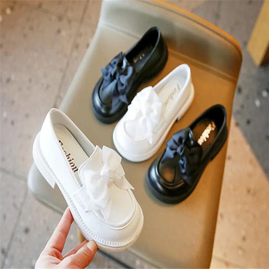 Girls' English Style black Leather Shoes 2023 Little Girl Cute Bow Patent Leather Princess shoes kids Shallow Mouth Dress shoes