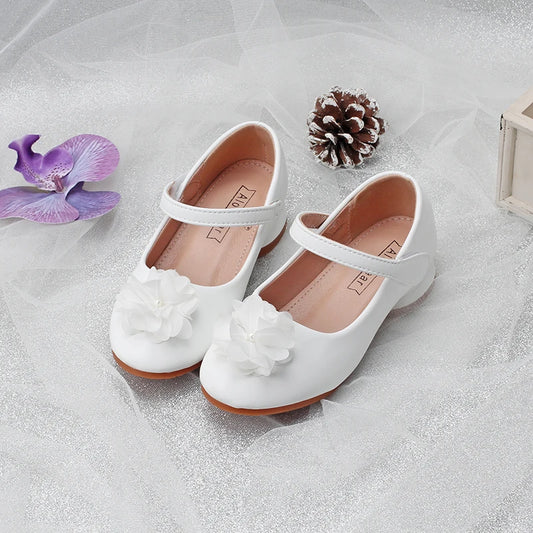 Children's shoes in spring and autumn new girls white Pearl flower Princess shoes fashion high heels wear-resistant and non-slip