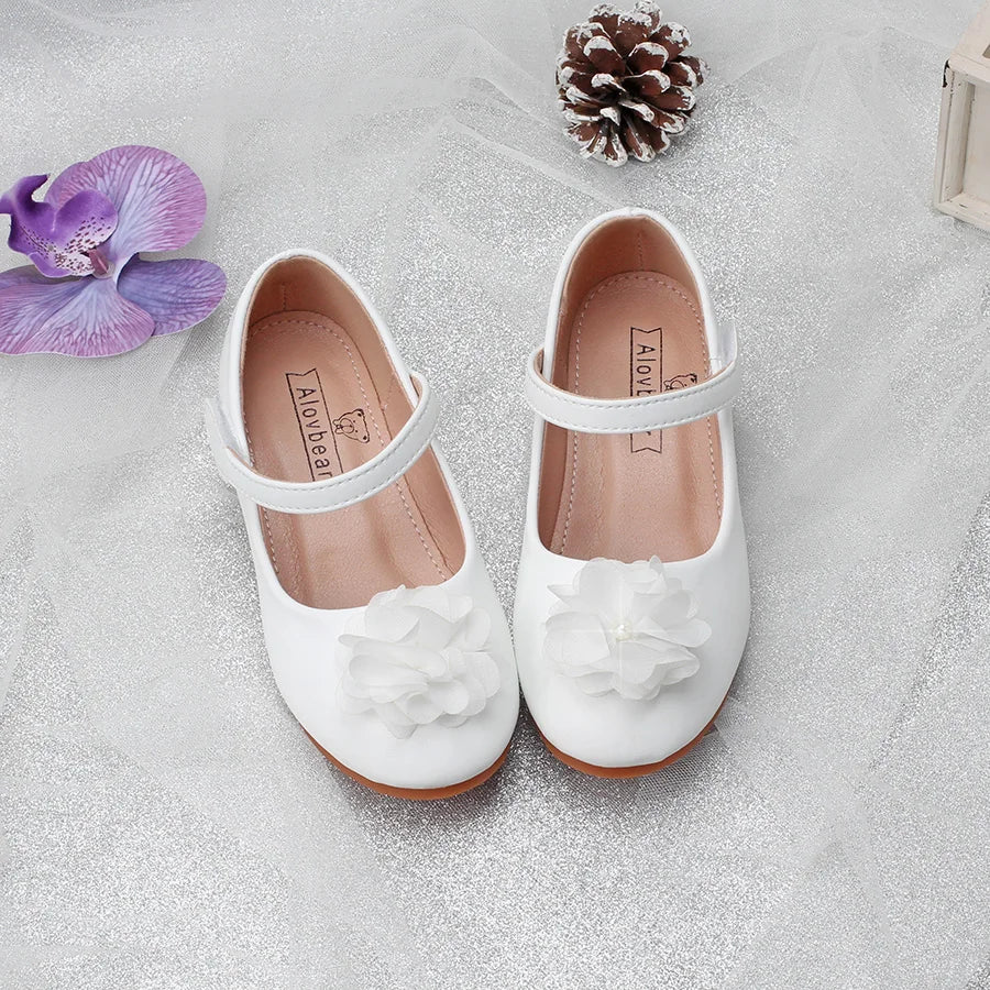Children's shoes in spring and autumn new girls white Pearl flower Princess shoes fashion high heels wear-resistant and non-slip