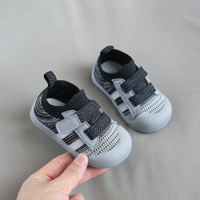 Breathable Knit Mesh Spring Summer 1-3 Year Old Baby Walking Shoes Soft Sole for Boys and Girls Sneakers Children Mesh Shoes