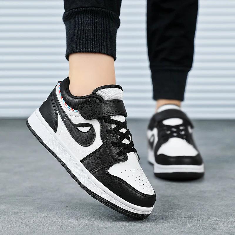 Air Force One sneaker Boy 2025 new leather waterproof children's student casual shoes trend non-slip board shoes