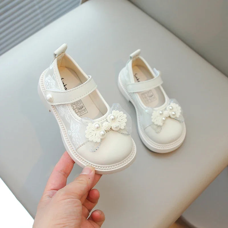 New Girls Leather Shoes for Traditional Holiday Ethnic Kids Casual Shoes with Embroidery Lace Bow-knot with Pearl Princess Sweet
