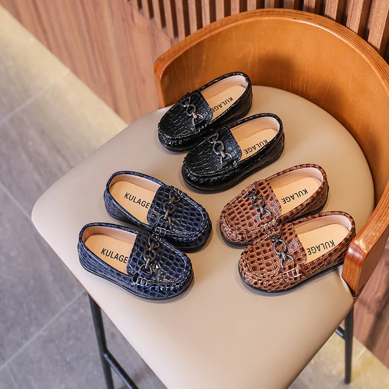 British Style Children 2025 Spring New Fashionable Soft Soled Bean Shoes for Boys Middle And Young Children Loafers