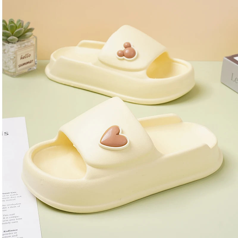 Children's slippers Boys summer indoor bath step on poo feeling non-slip eva silent girls slippers 2024 new model