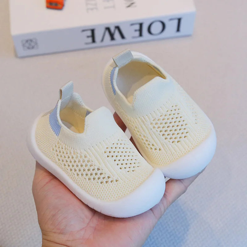 Spring Summer Toddler Shoes Breathable Knitted Kids Sneakers Boys Slip-on Tennis Shoes Girls Soft Non-slip School Casual Shoes