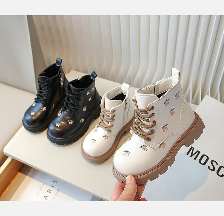 Girls' Fashion Ankle Boots – Embroidered Leather Spring/Autumn Boots for Kids, Casual and Versatile Princess-Style Footwear