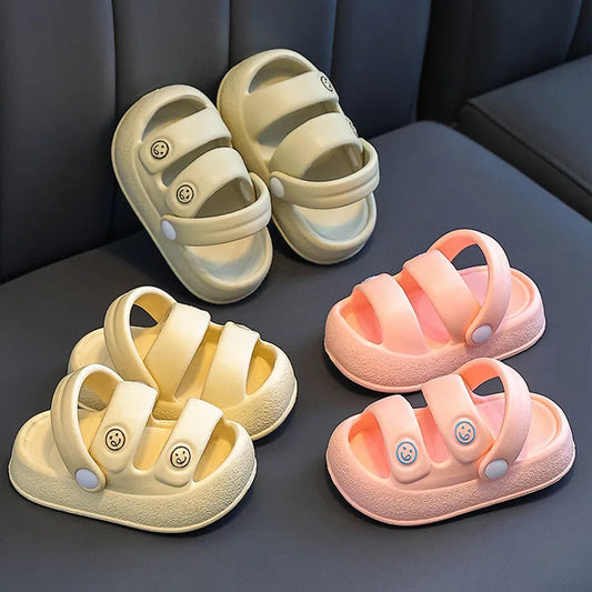 New Summer Children Sandals Lightweight EVA Indoor Soft Soled Non Slip Slippers Fashion Breathable Boys Girl Kids Beach Sandals