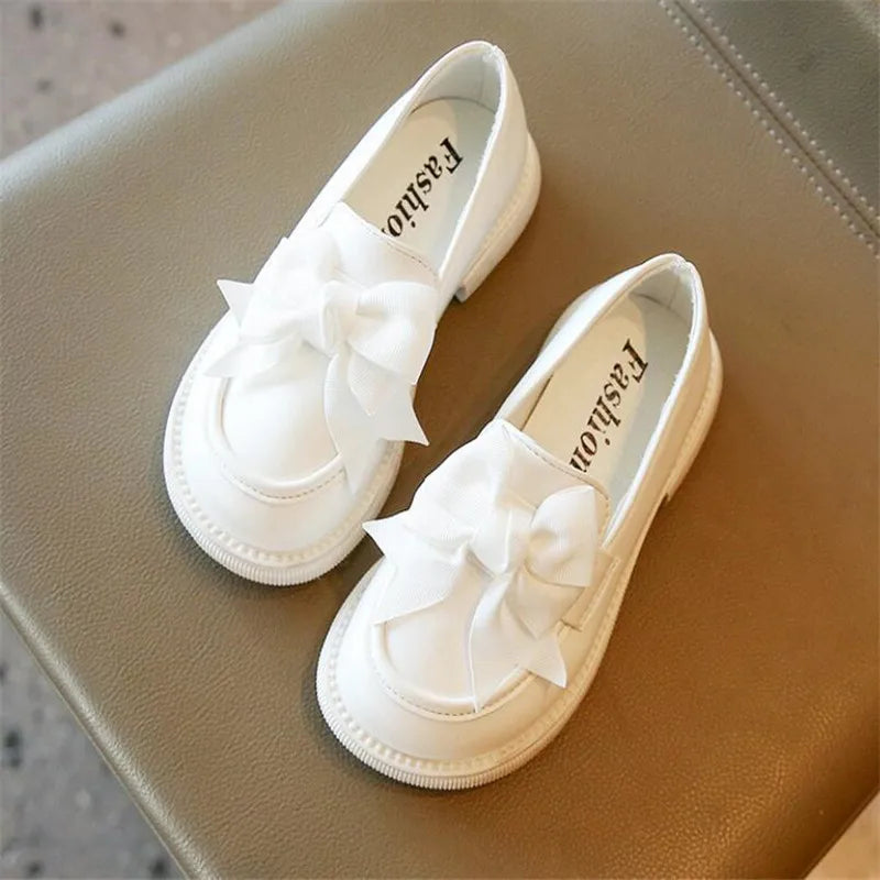 Girls' English Style black Leather Shoes 2023 Little Girl Cute Bow Patent Leather Princess shoes kids Shallow Mouth Dress shoes