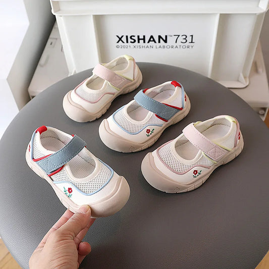 Summer Girls Sandals Fashion Flower Girls Baby Mesh Breathable First Walkers Kids Beach Sandals