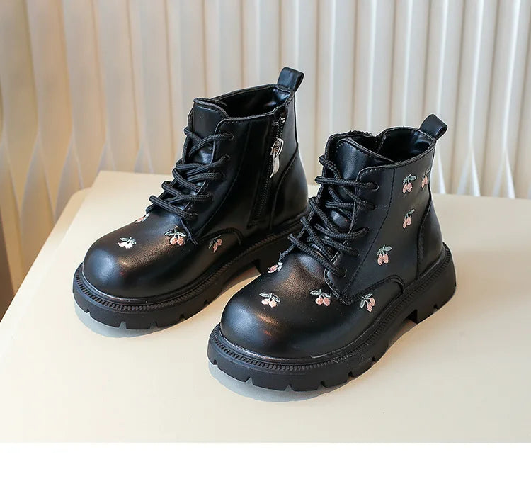 Girls' Fashion Ankle Boots – Embroidered Leather Spring/Autumn Boots for Kids, Casual and Versatile Princess-Style Footwear
